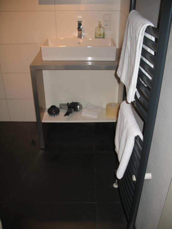 אדנאו Ring-Race-Flats Appartements מראה חיצוני תמונה