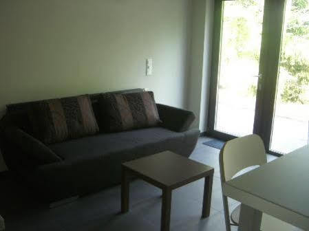אדנאו Ring-Race-Flats Appartements מראה חיצוני תמונה